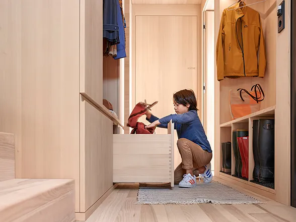 me14888530_aa_fot_fo_bau_ sall_-amc_-v2_navigationimage